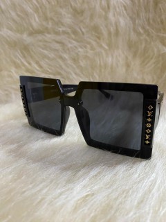 عینک آفتابی زنانه Louis Vuitton لویی ویتون