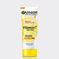 فوم شوینده روشن کننده ویتامین سی گارنیر مدل Garnier Bright Complete Vitamin C Face Wash